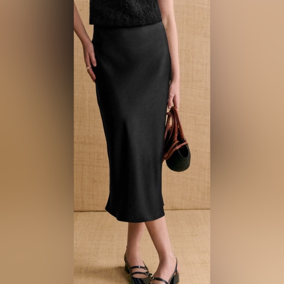 Sezane Dresses & Skirts - Sezane Sandy skirt black